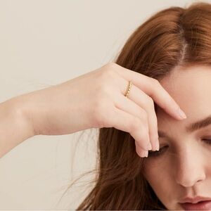 Mejuri Metallic Sphere Ring. Size 8